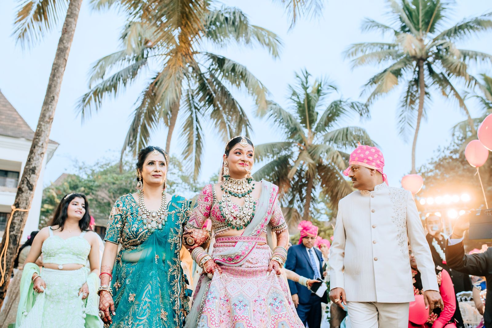 Foto Vision candid wedding photography